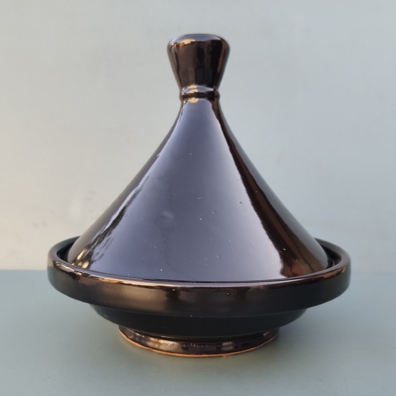 tajine marroquí de cerámica color negro